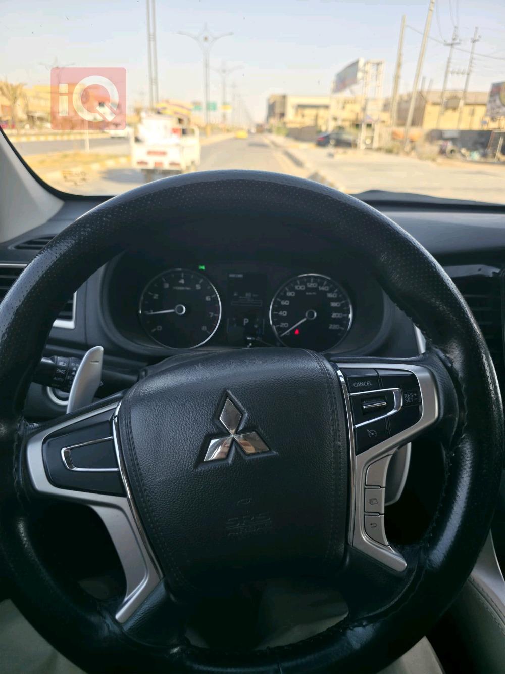 ميتسوبيشي باجيرو سبورت